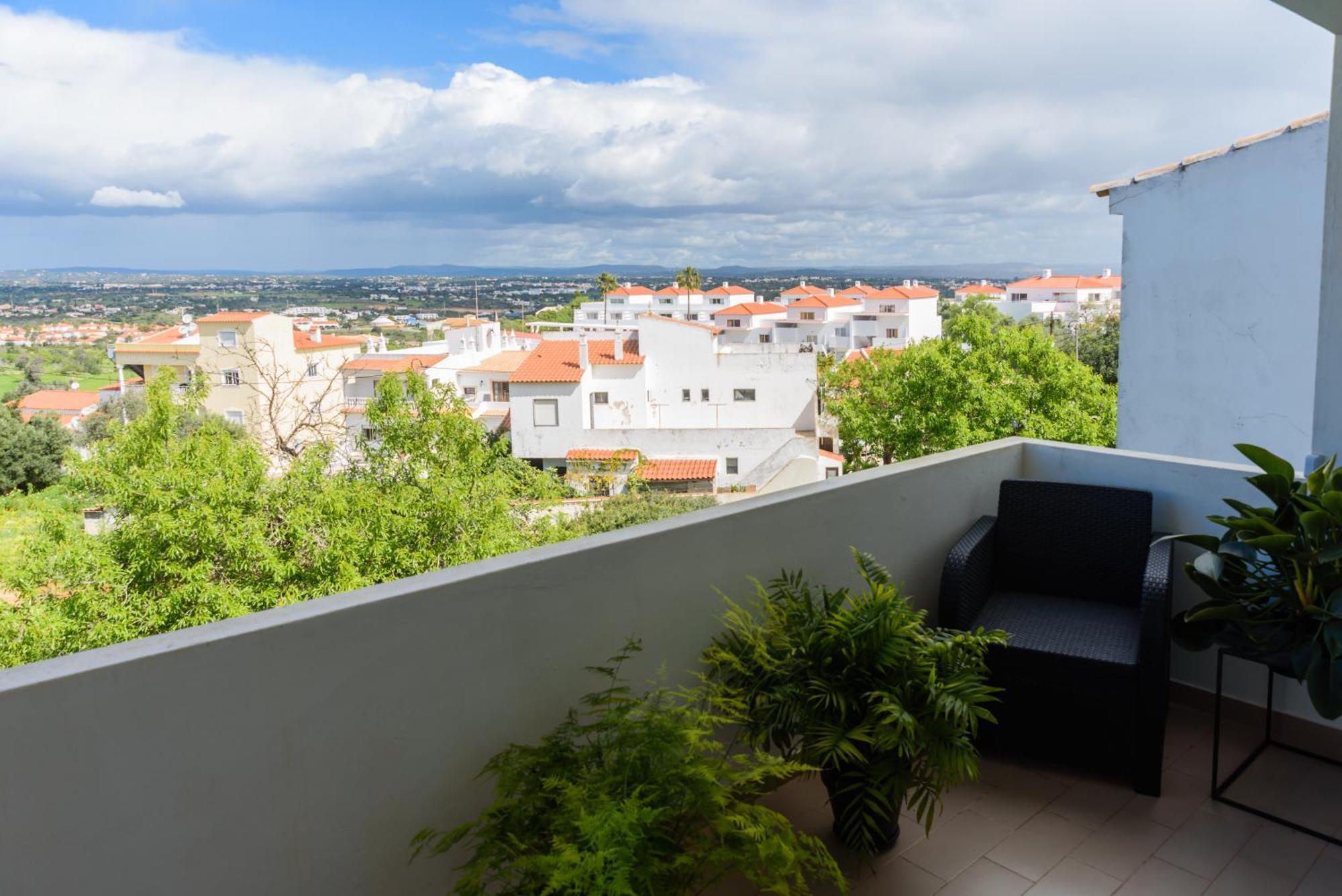 Hillside Studio With Sea View & Fibre Internet Albufeira Exteriör bild
