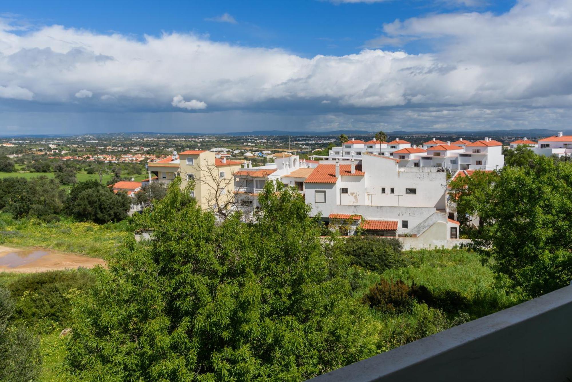 Hillside Studio With Sea View & Fibre Internet Albufeira Exteriör bild